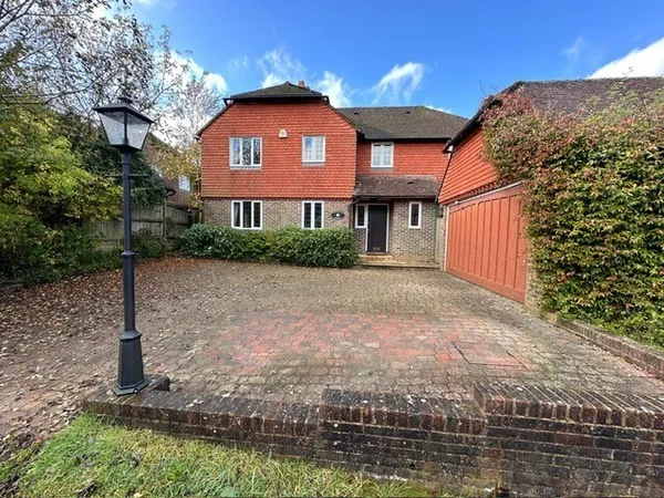 Flat Best Beech Hill in Wealden