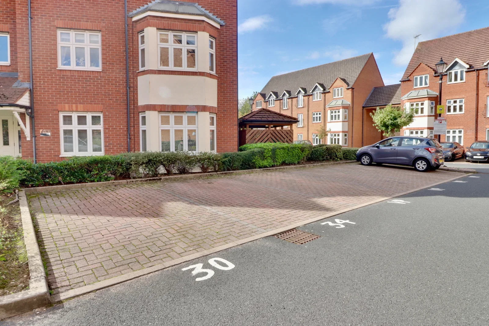 Flat The Briars in Aldridge
