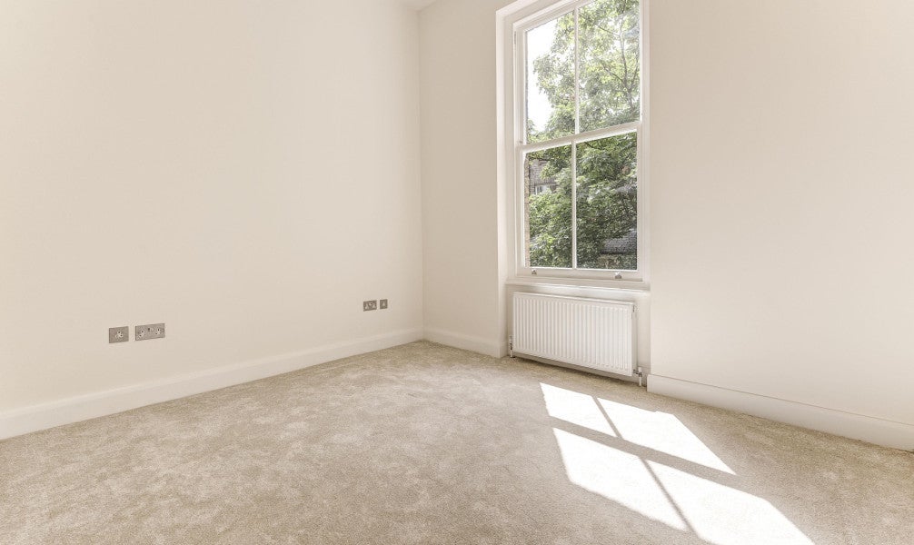 Flat Finborough Road in Greater London
