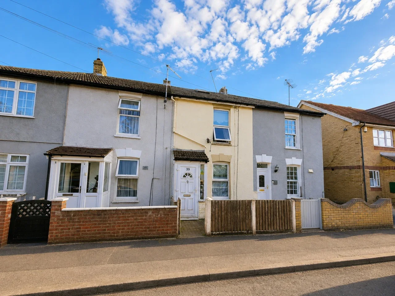 House Crescent Road in Greater London