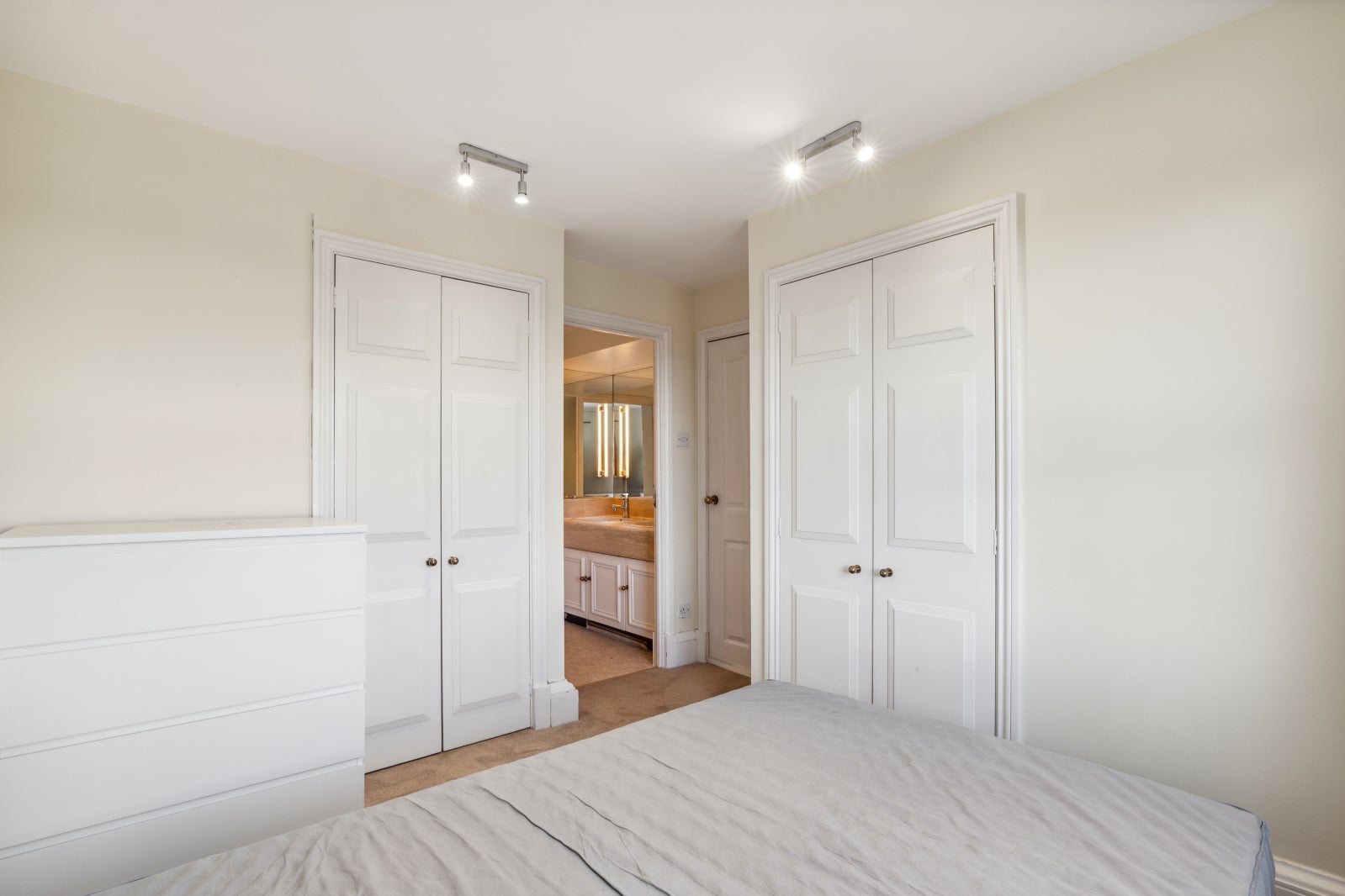 Flat Sutherland Avenue in City of Westminster