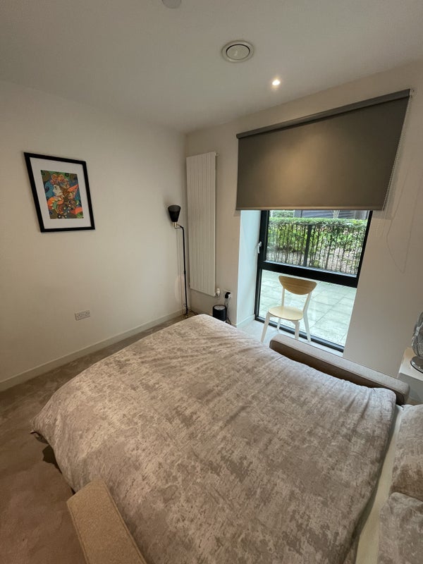 Room Shipwright Street in Greater London