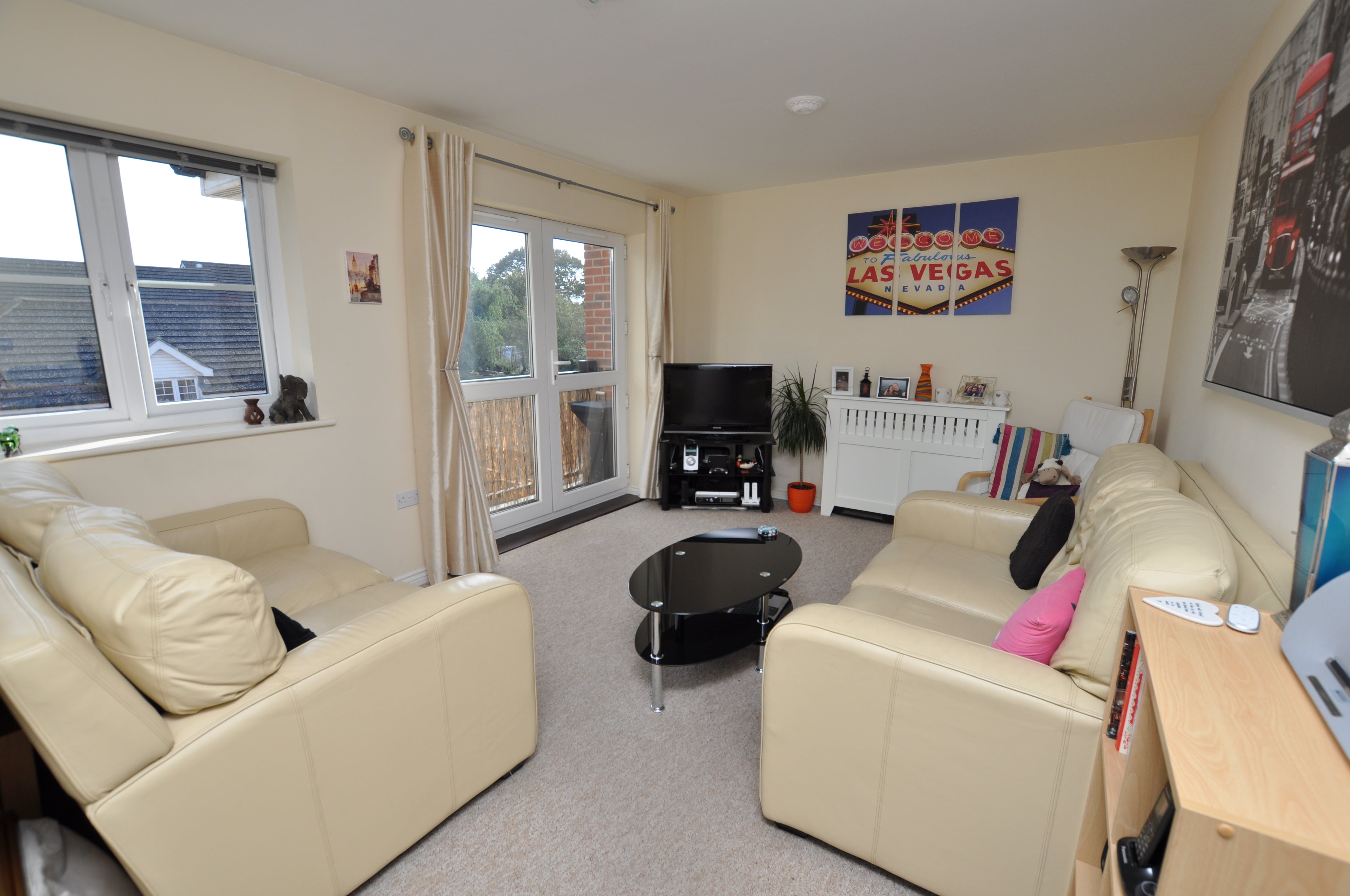 Flat Cabell Road in Guildford