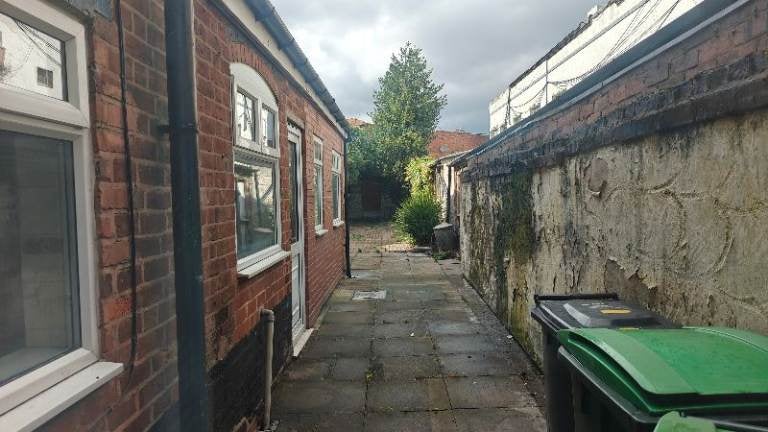Room Hagley Road in Sandwell