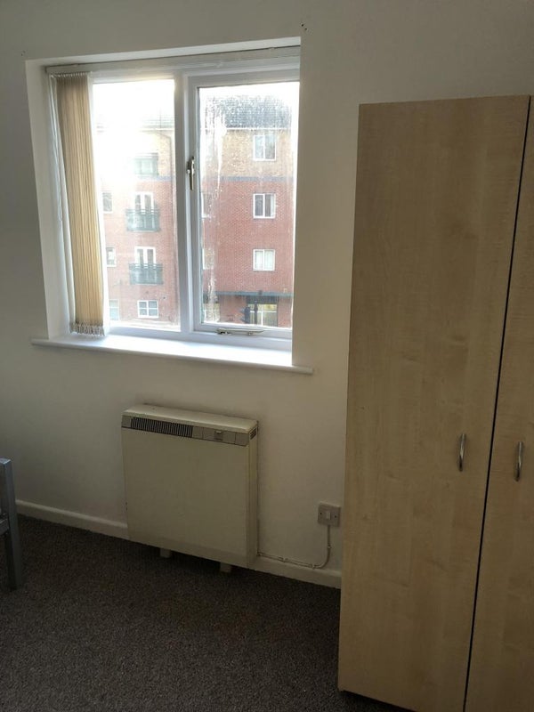 Room Chorlton Road in Manchester