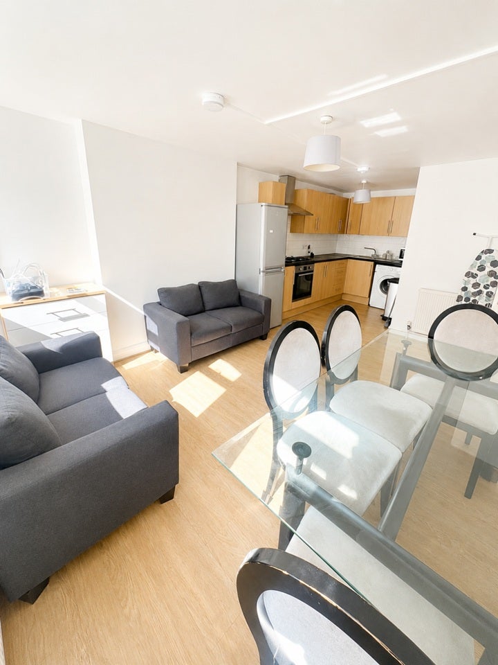 House Mount Pleasant Villas in Greater London