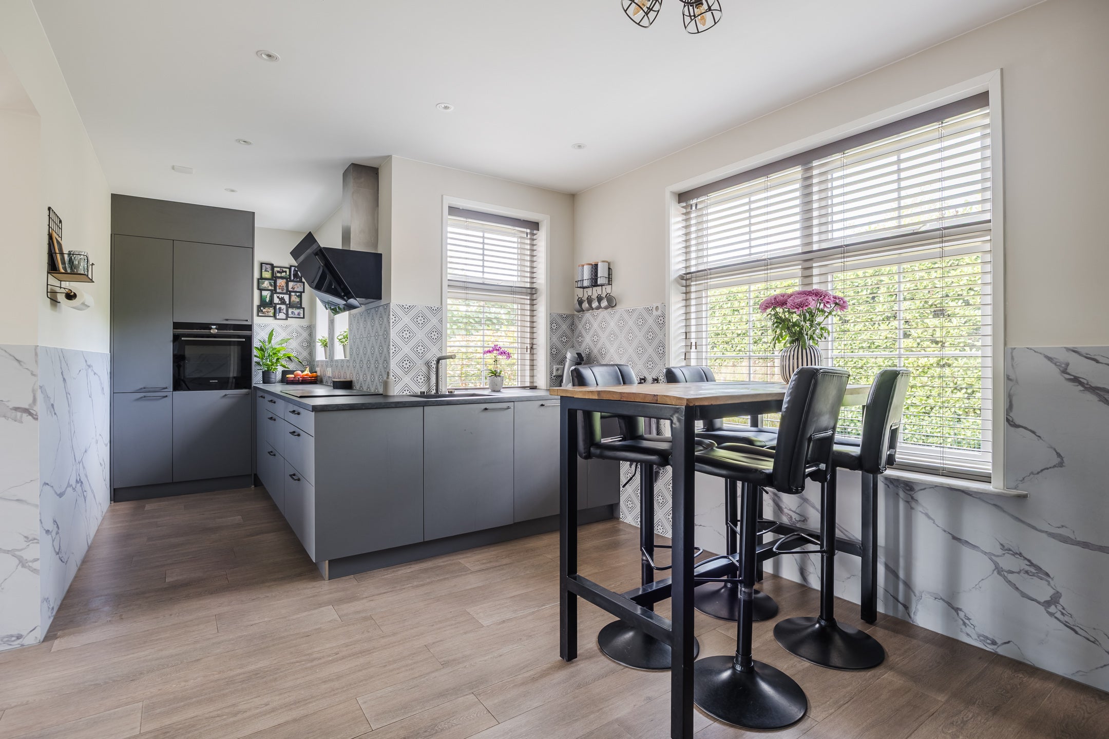 Vrijstaande woning te koop: Volkerakweg 2A, Heijningen