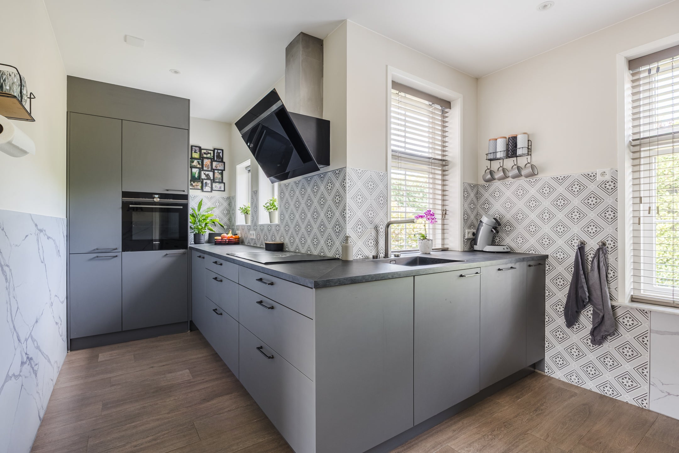 Vrijstaande woning te koop: Volkerakweg 2A, Heijningen