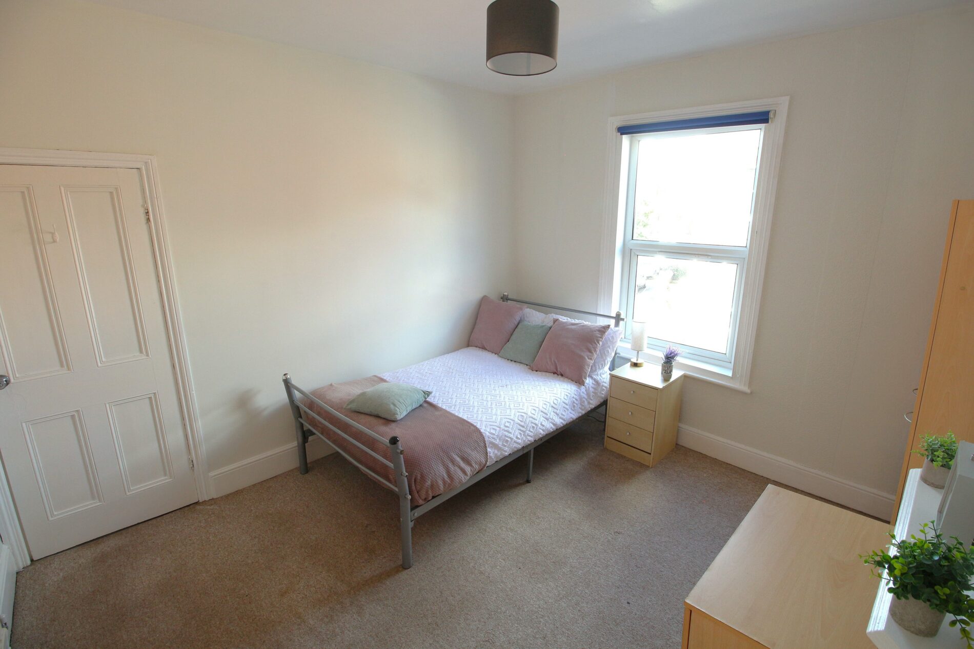 Room Richmond Road in Lincoln
