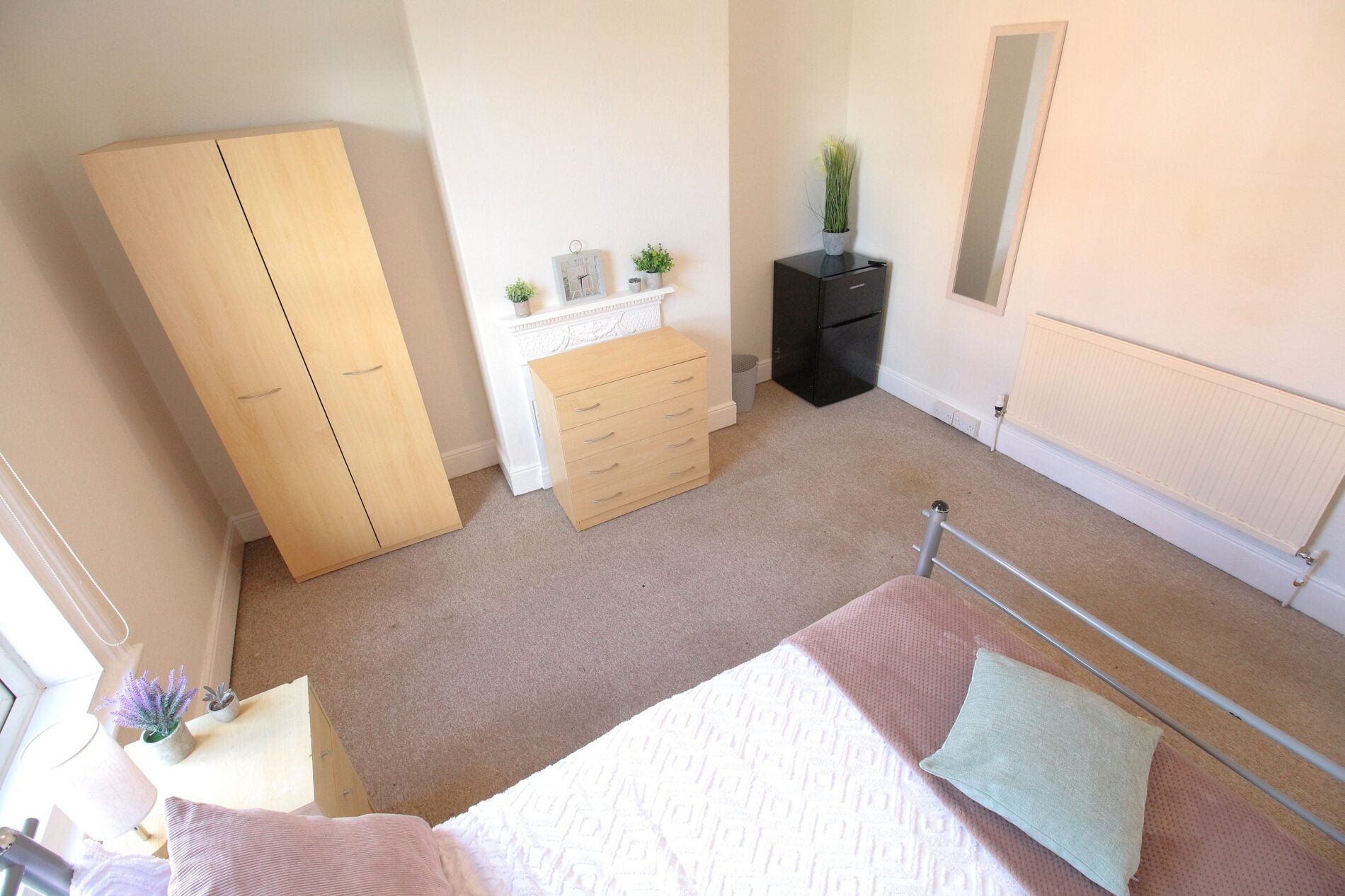 Room Richmond Road in Lincoln