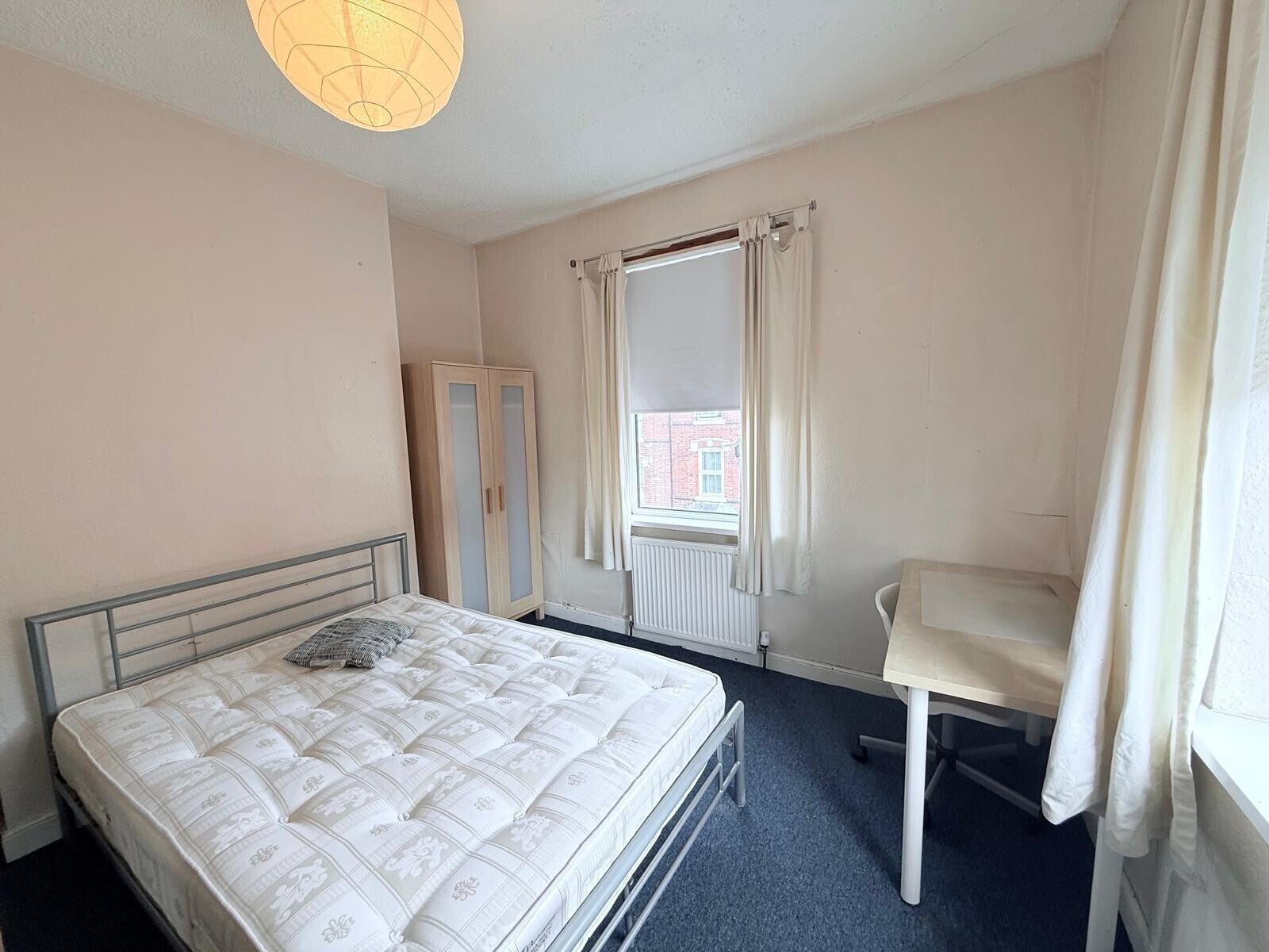 Room Claypole Road in Nottingham