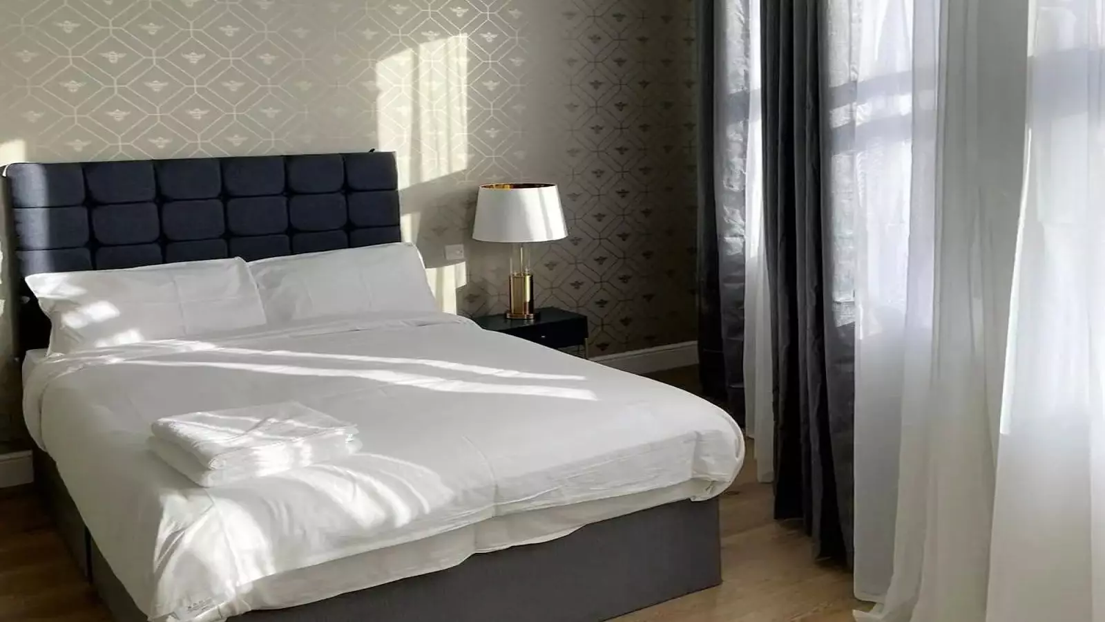 Flat Willesden Lane in Greater London