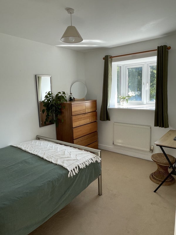 Room Wove Court in Preston