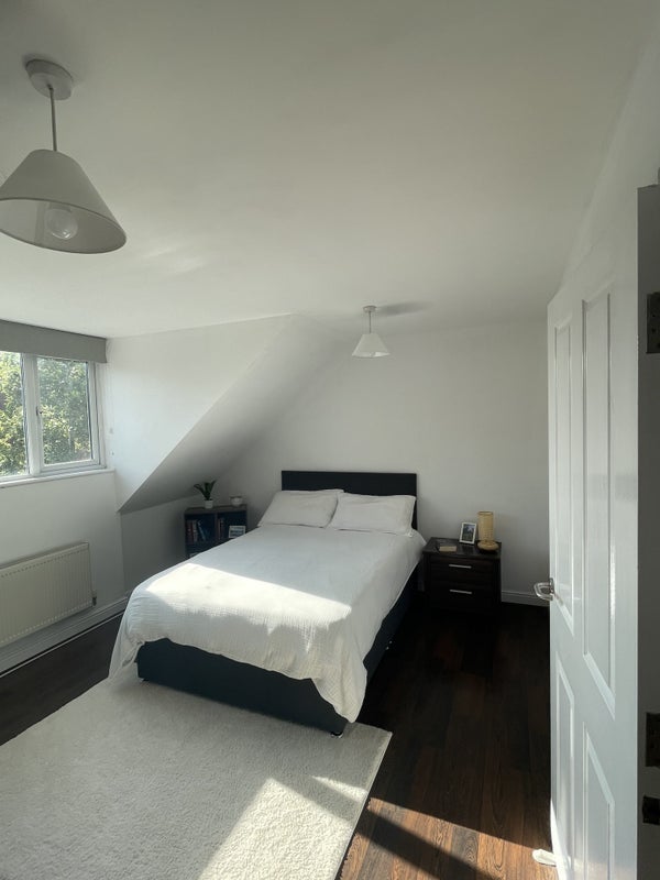 Room Wove Court in Preston