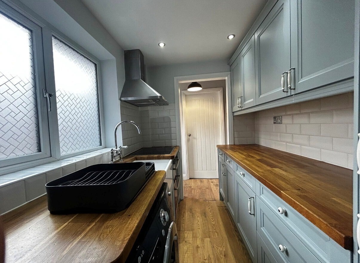 Flat Kendall Road in Colchester