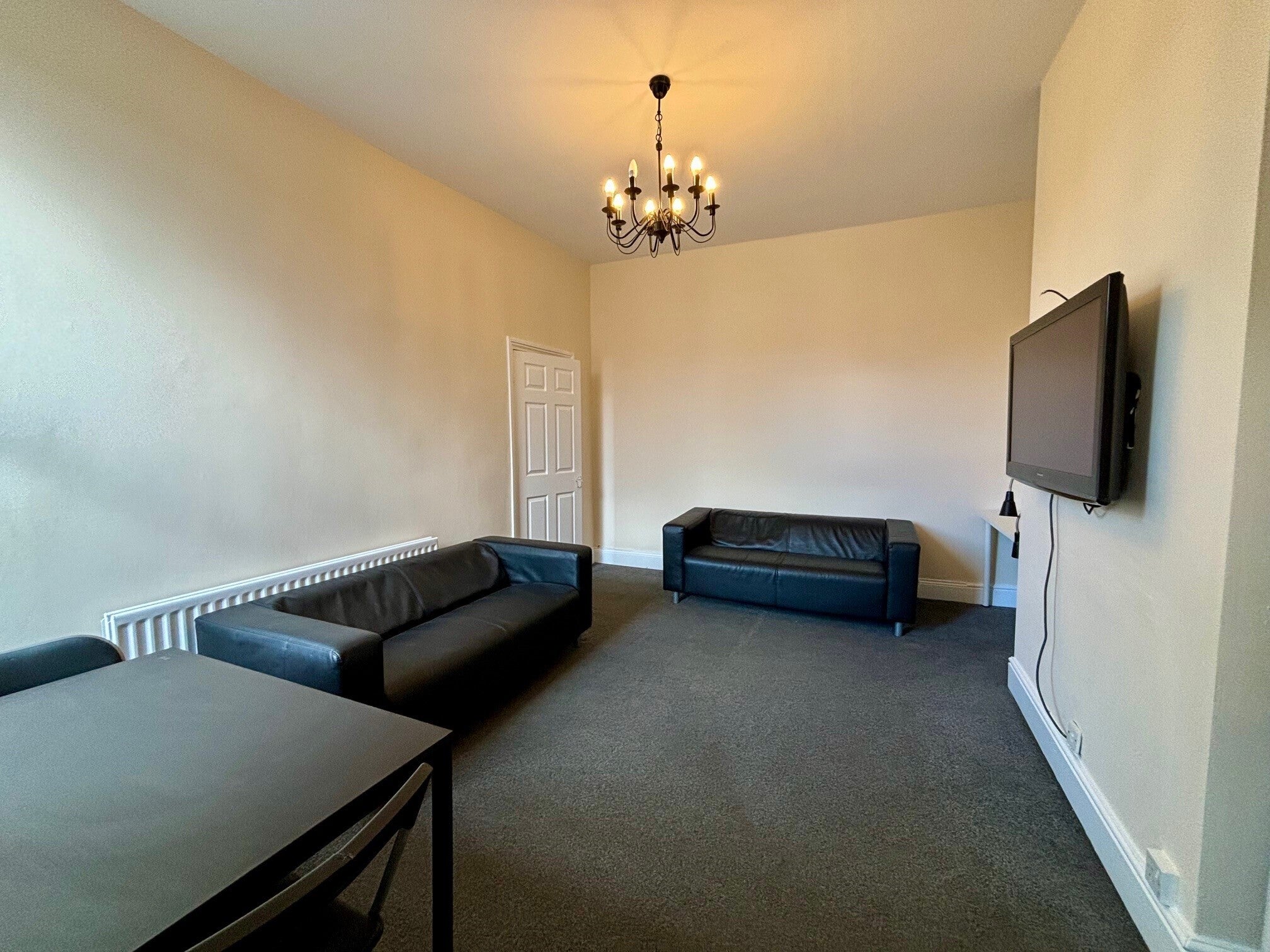 Flat Fairfield Road in Newcastle upon Tyne
