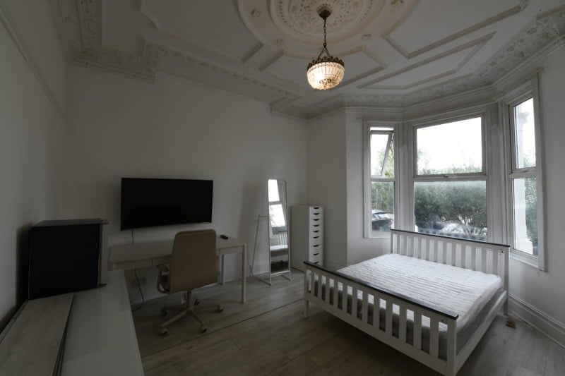 Room Alexandra Road in Greater London