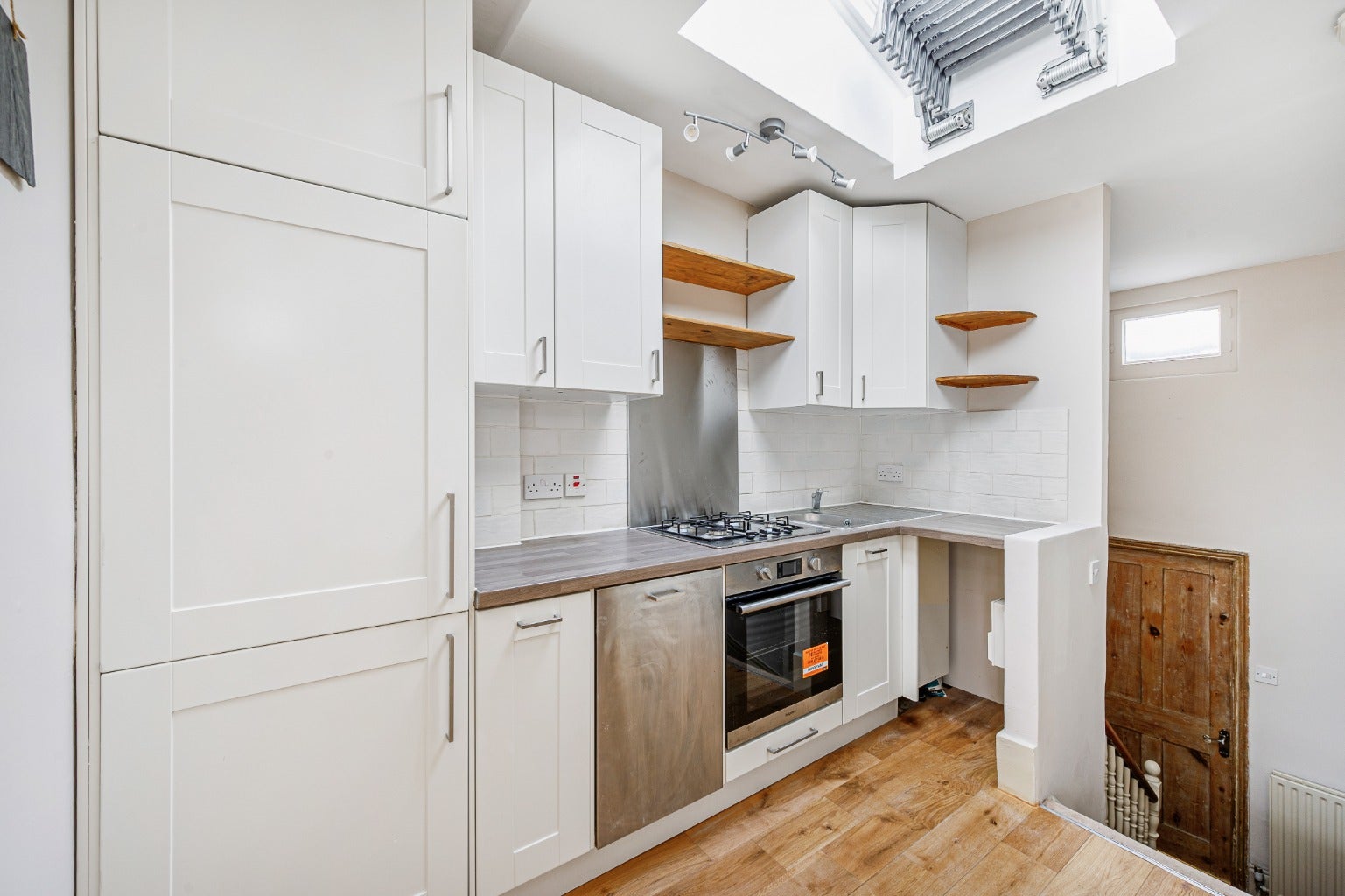 Flat Fairholme Road in Greater London
