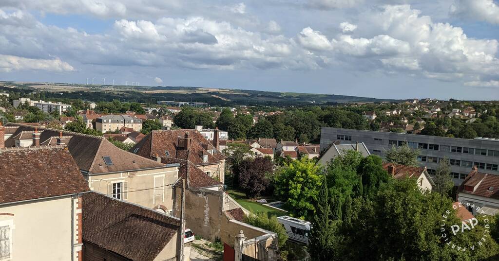 Flat Avenue des Plaines de l'Yonne in Auxerre