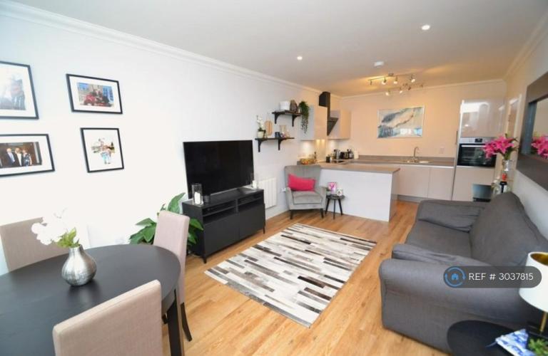 Flat Watling Street in Hertsmere