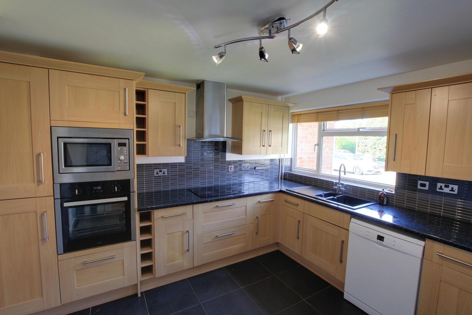 House Kennedy Drive in Pangbourne