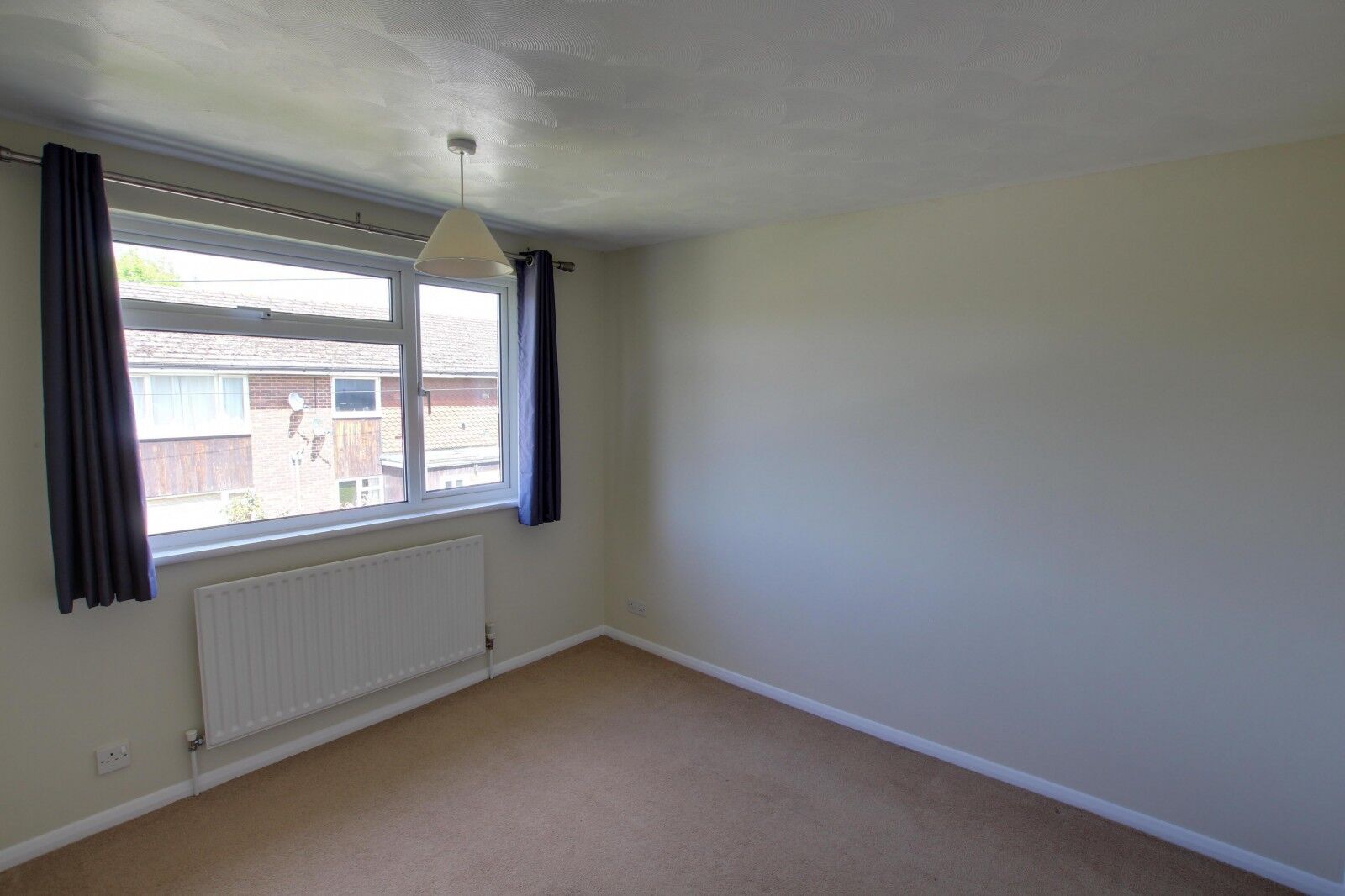 House Kennedy Drive in Pangbourne