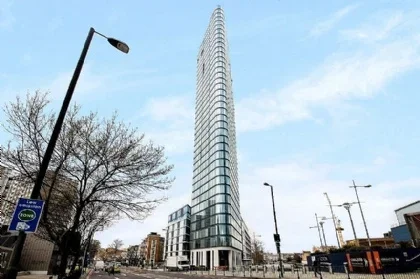 Flat City Road in Greater London