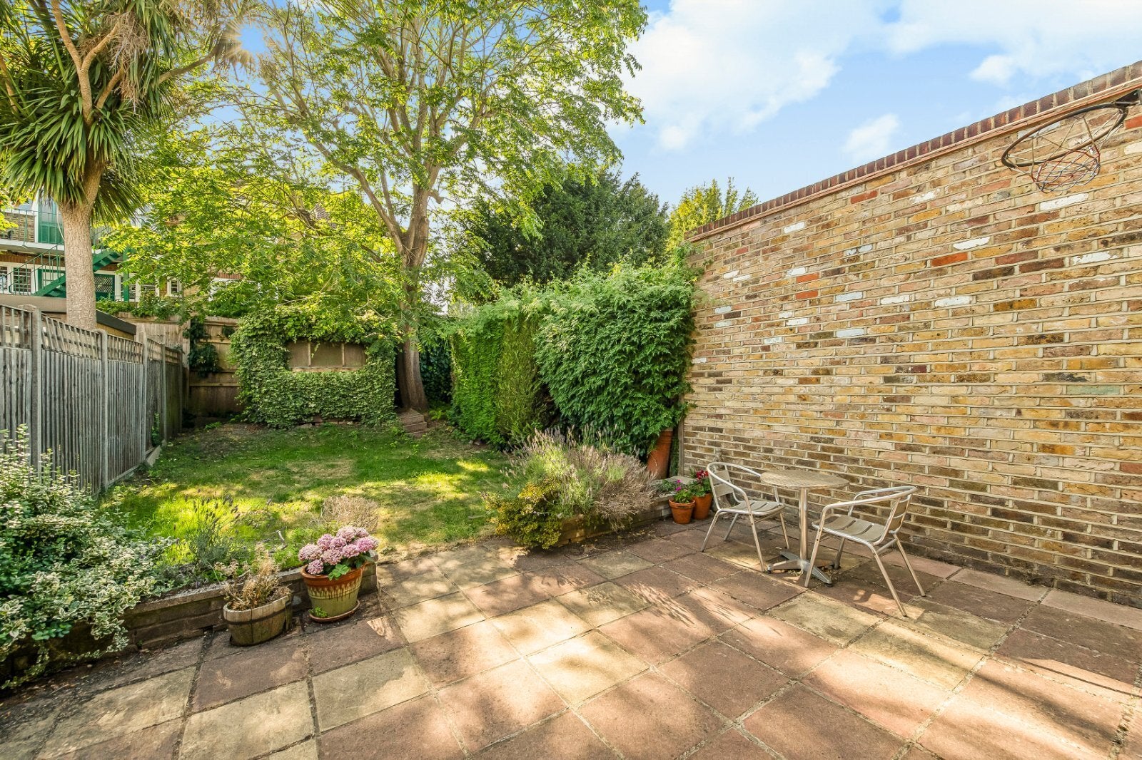 House Huntingfield Road in Greater London