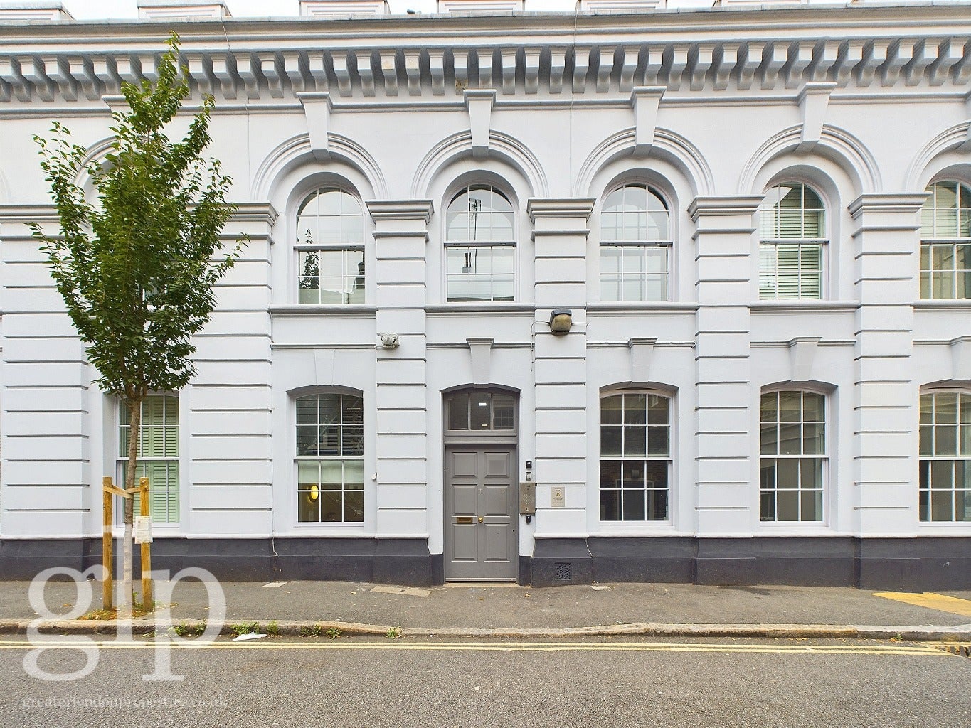 Flat Barter Street in Greater London