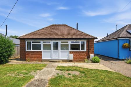 House Astor Crescent in Ludgershall