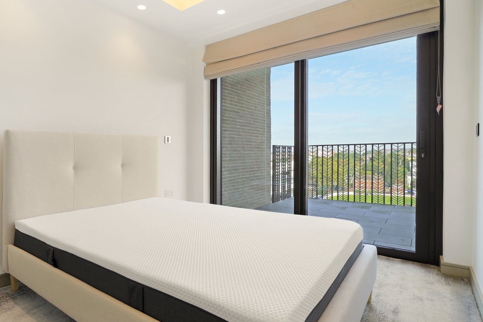 Flat Lodge Road in City of Westminster