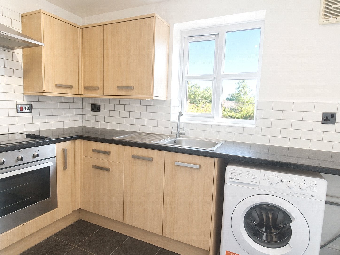 Flat Stevenson Close in Greater London