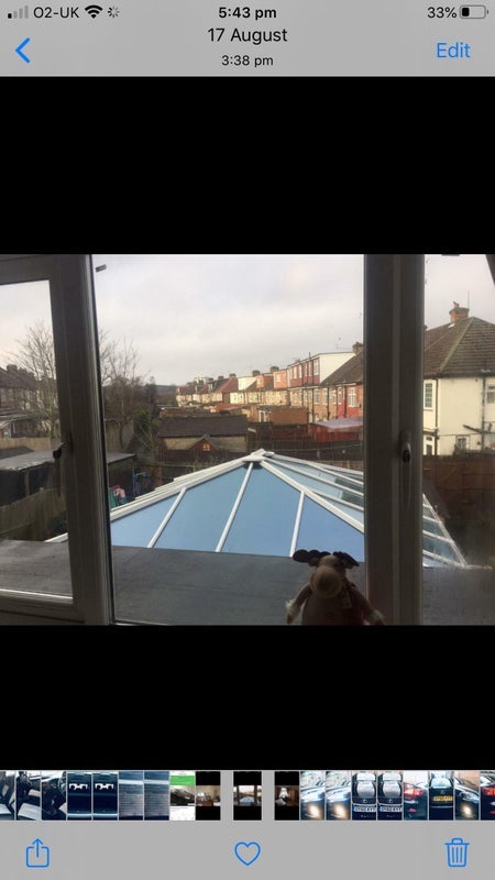 Room North Acton Road in Greater London