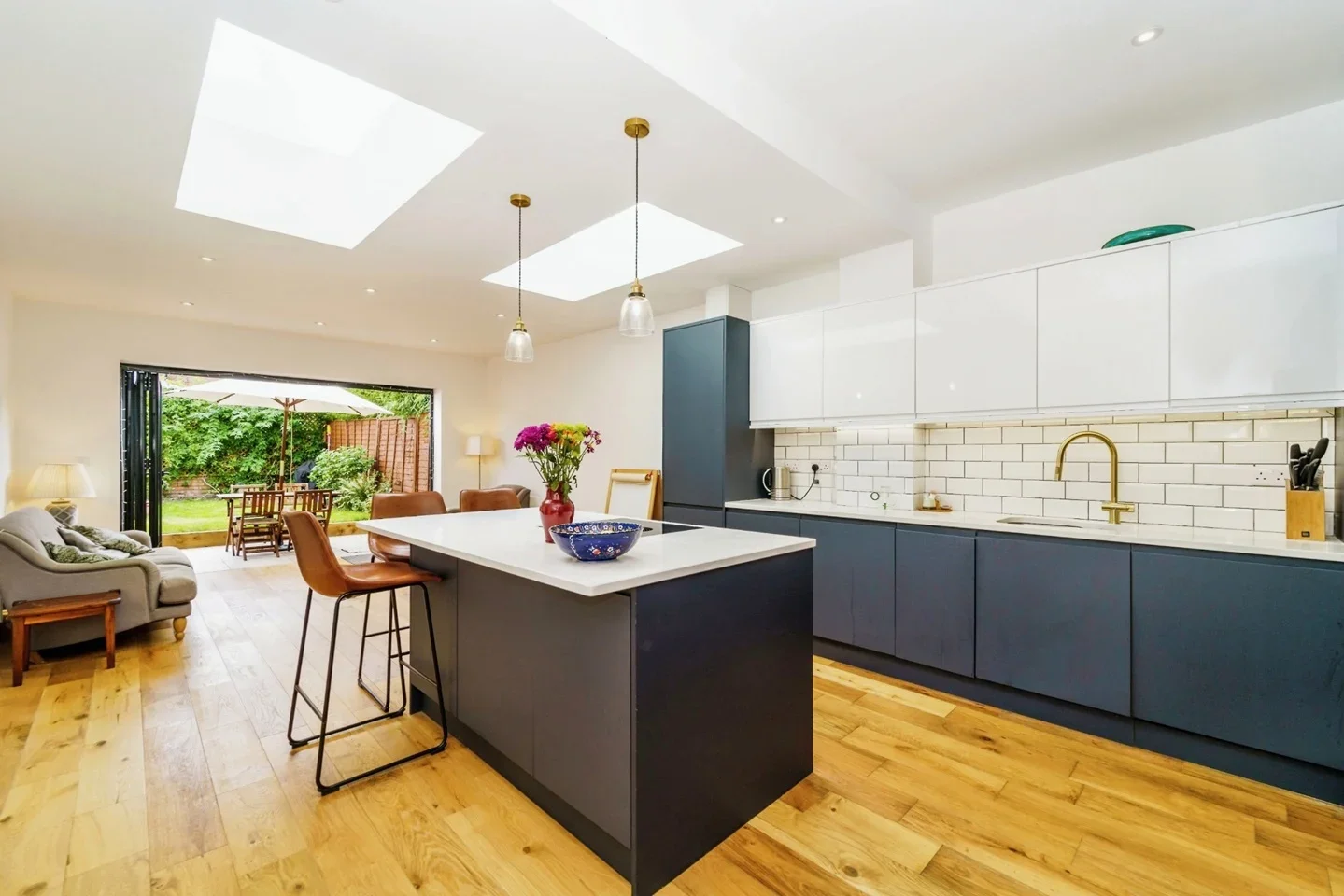House Grosvenor Road in Greater London