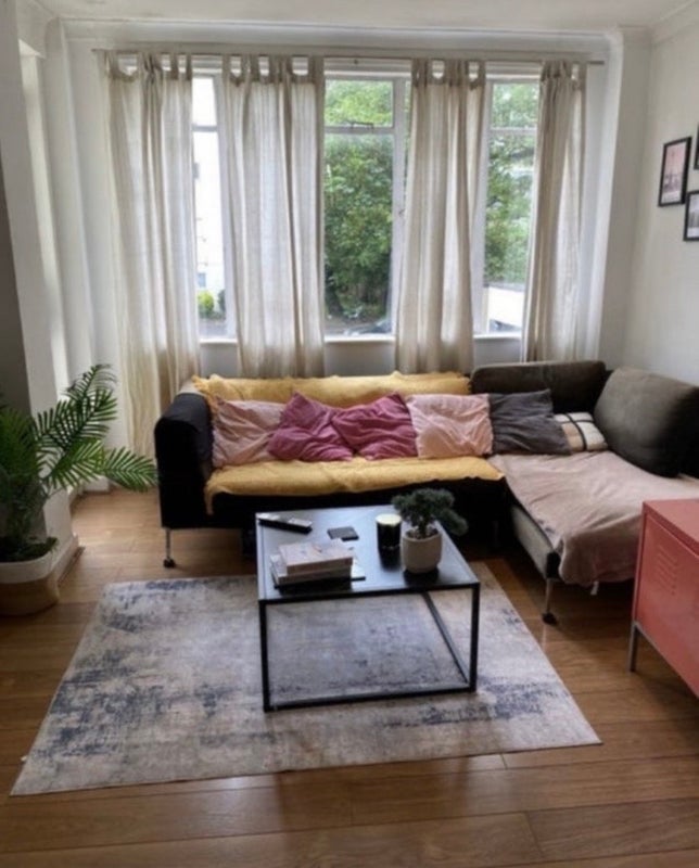Room Thurleigh Court in Greater London