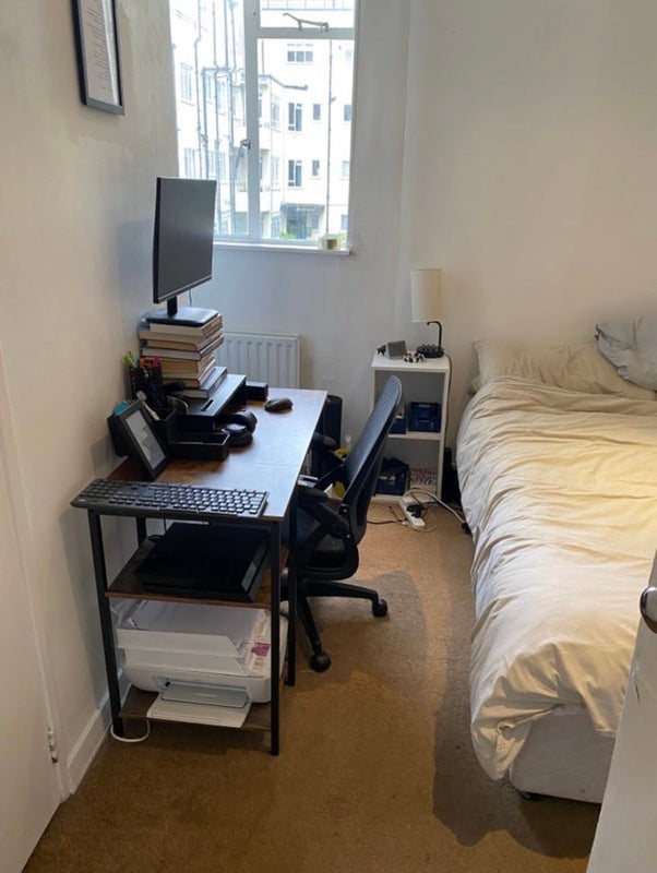 Room Thurleigh Court in Greater London