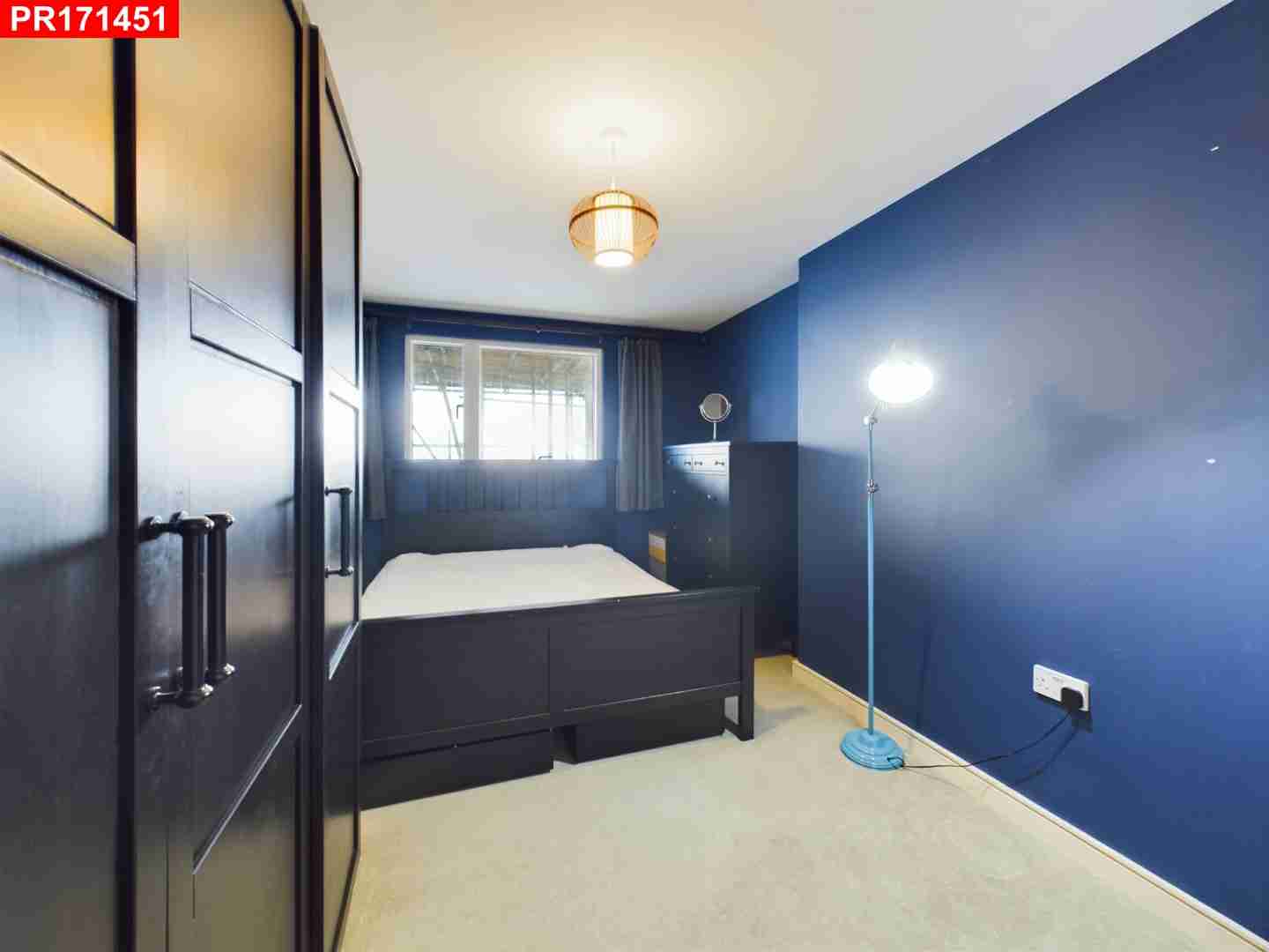 Flat Restell Close in Greater London