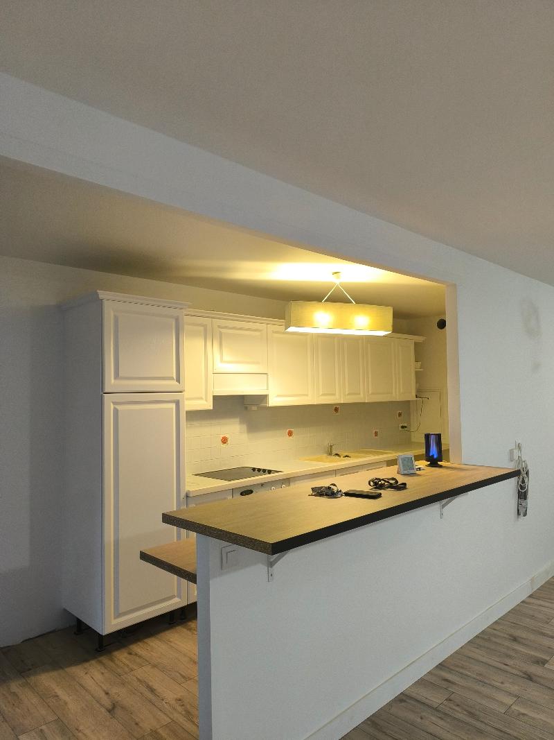 Room Rue des Treilles in Libourne