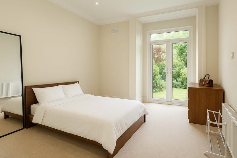 Room Upper Richmond Road in Greater London