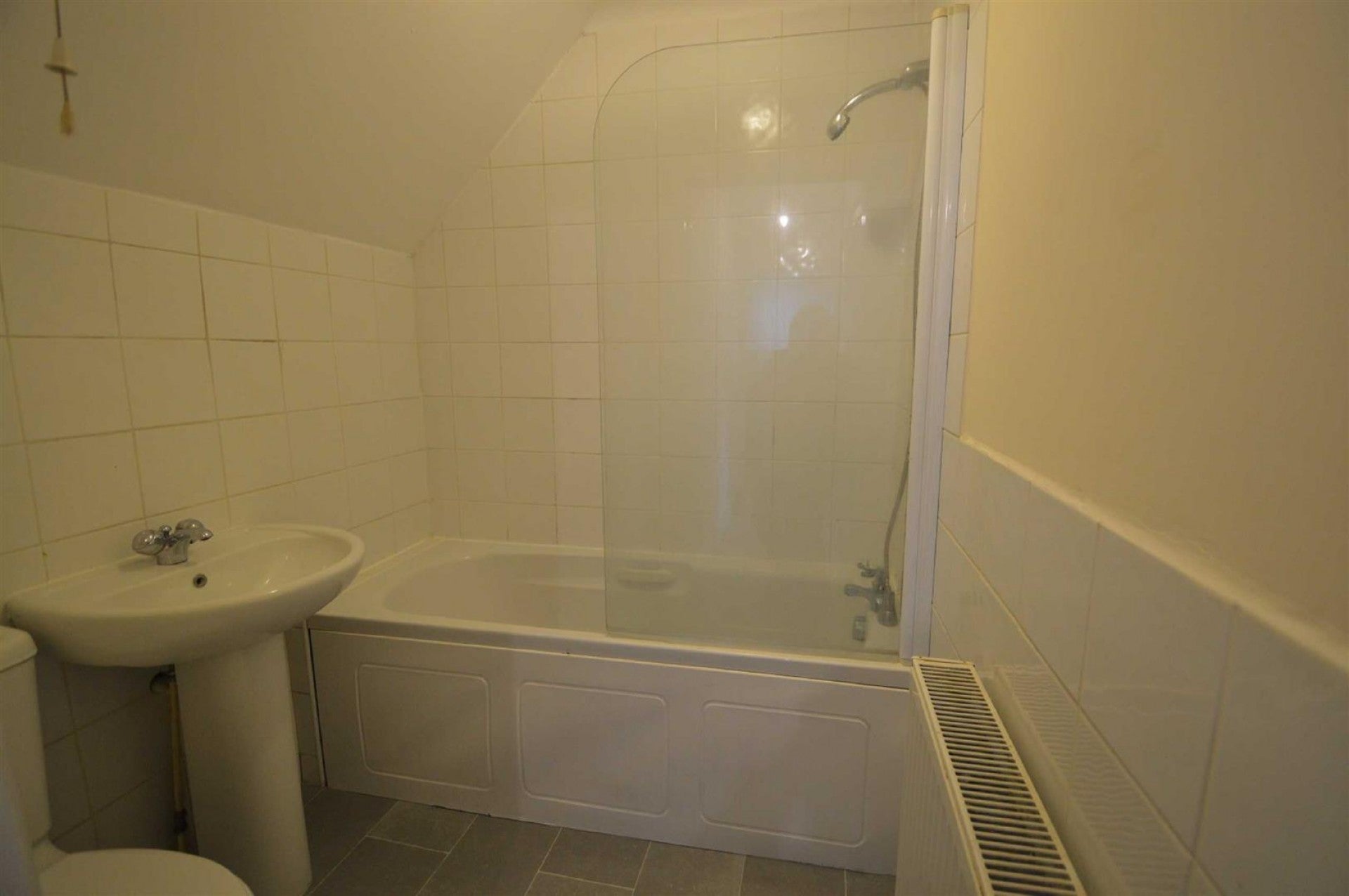 Flat The Broadway in Wealden