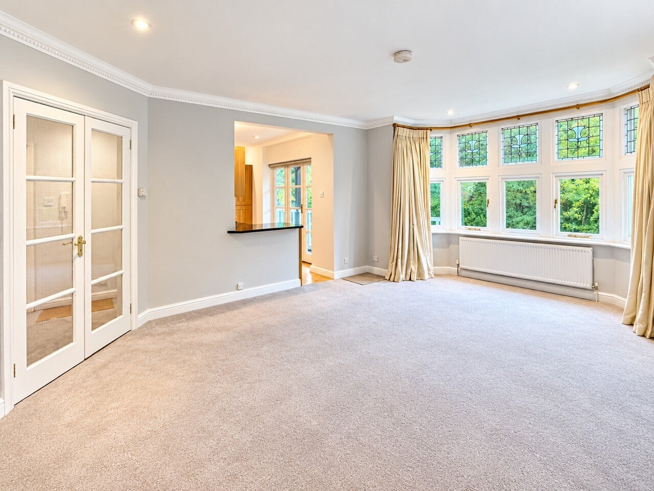 Flat Harlow Moor Drive in Harrogate