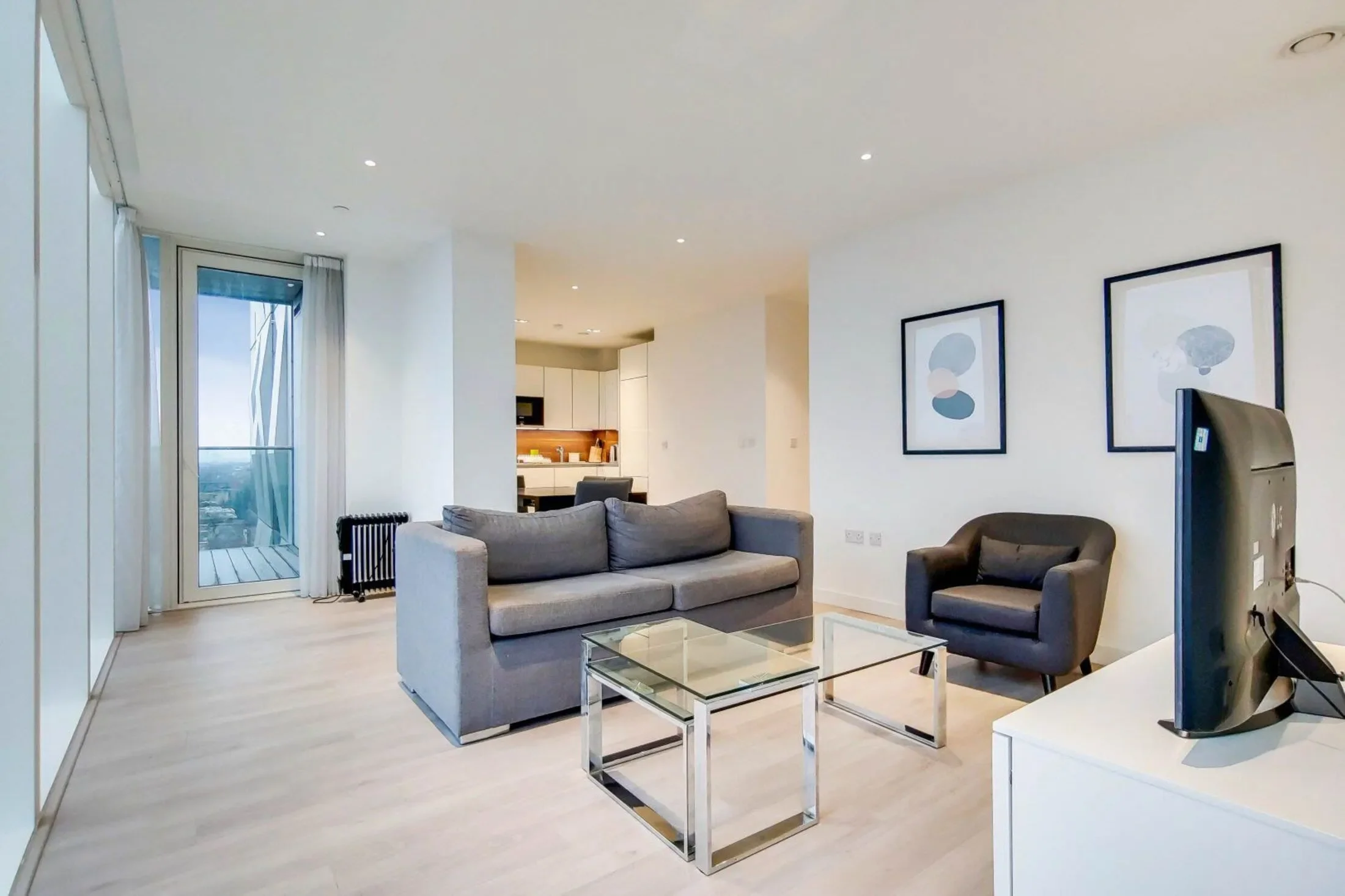 Flat Devan Grove in Greater London