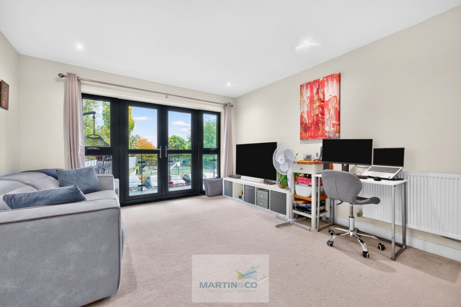 Flat Bessemer Road in Welwyn Hatfield