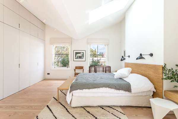 House Ockendon Road in Greater London