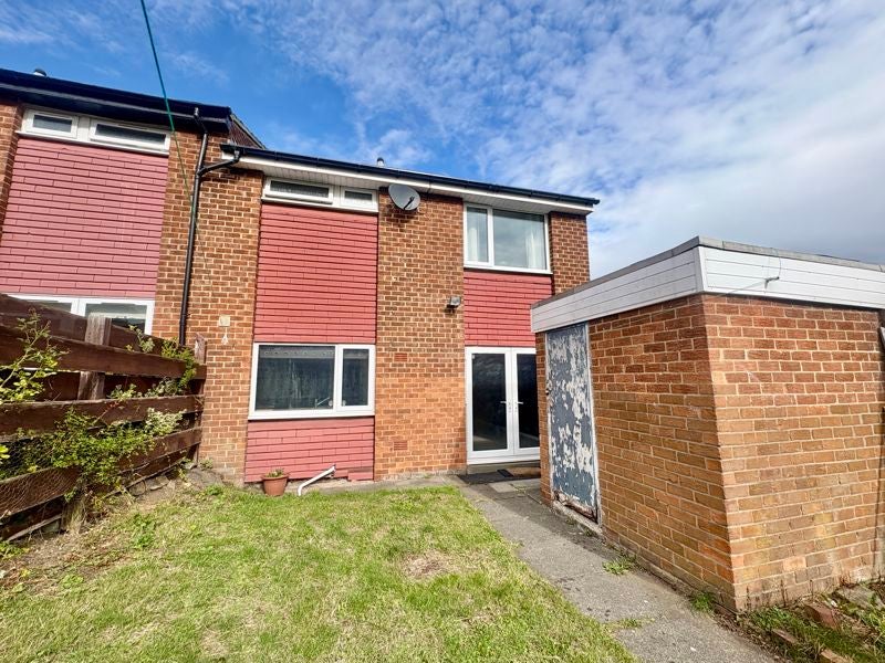 House Berryhill Close in Blaydon on Tyne