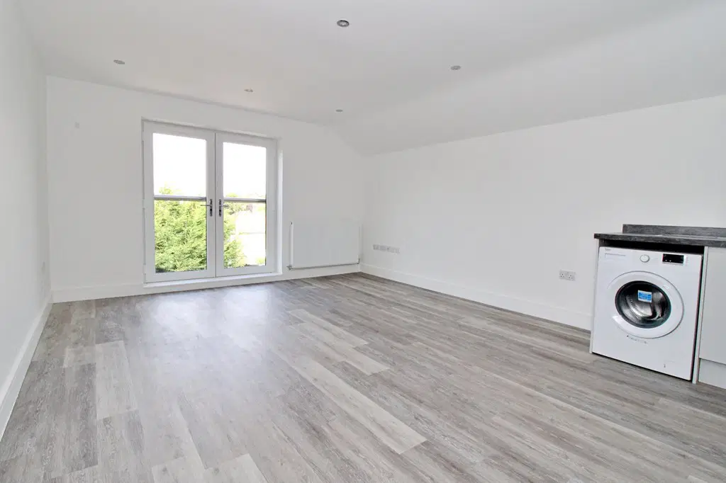 Flat Hillmorton Road in Rugby