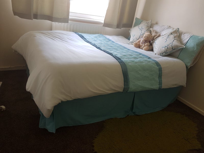 Room Overton Place in Sandwell