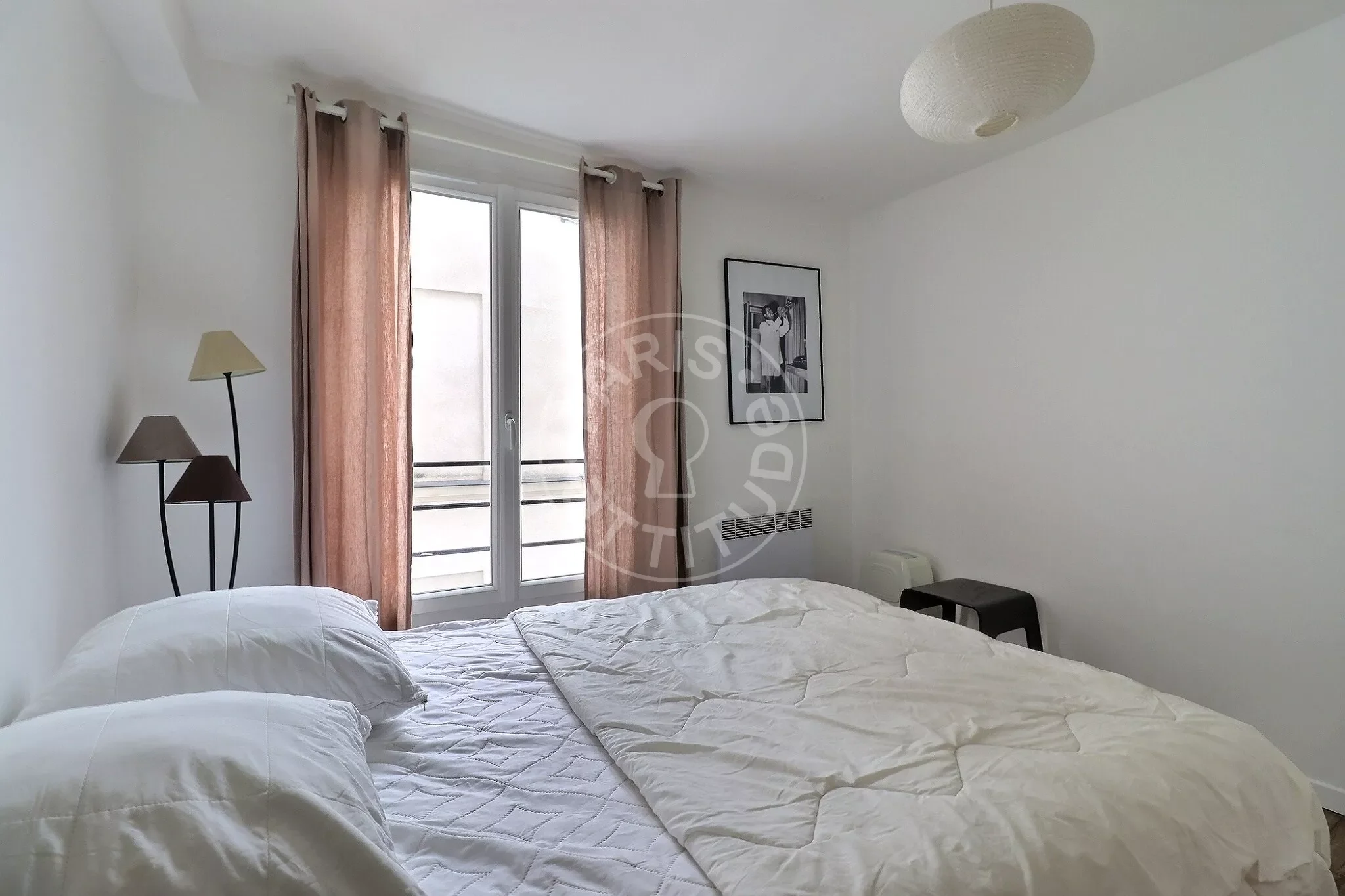 Flat Boulevard Voltaire in Paris