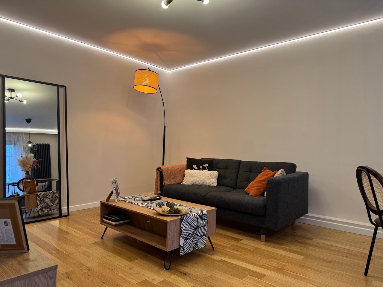 Flat Crofton Way in Greater London