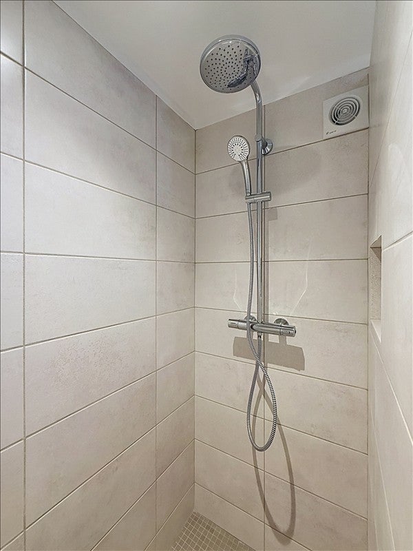 Room Rue Émile Zola in Montereau-Fault-Yonne